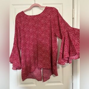 women’s blouse